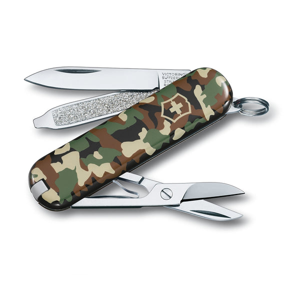 SWISS ARMY VICTORINOX 0.6223.94-X2 CLASSIC CAMO MULTI FUNCTION POCKET KNIFE.